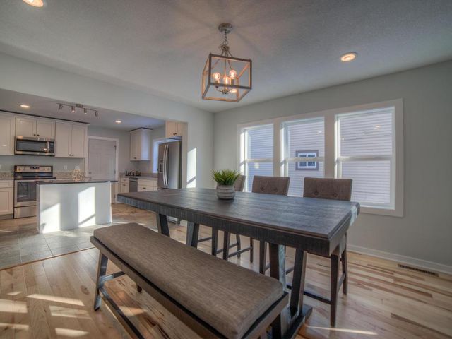 1068 Argyle Street, Saint Paul, MN 55103