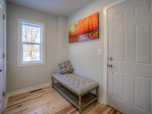 1068 Argyle Street, Saint Paul, MN 55103
