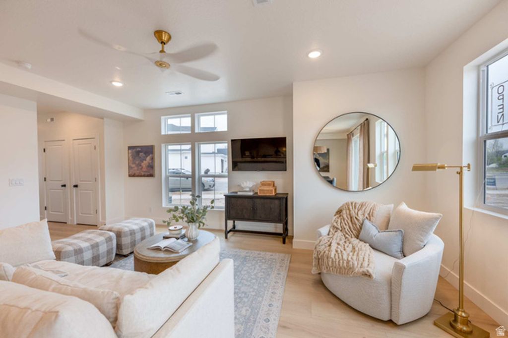 1445 W PLEASANT VIEW DR #31, Kaysville, UT 84037 — photo 4