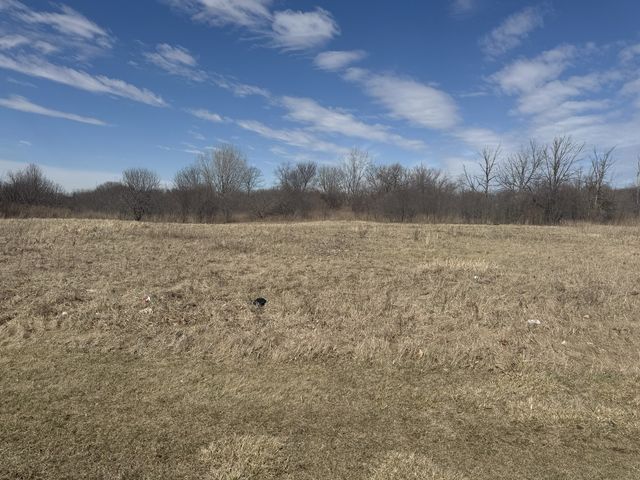39520 N Green Bay Road, Beach Park, IL 60099
