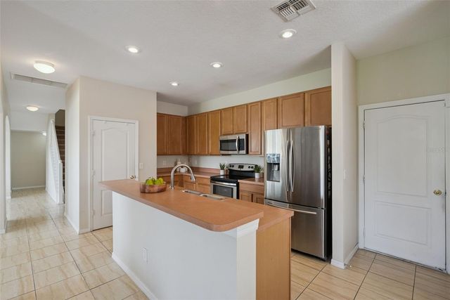 240 MAGNOLIA PARK TRAIL, Sanford, FL 32773