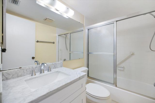 674 BIRD BAY CIRCLE 20, Venice, FL 34285