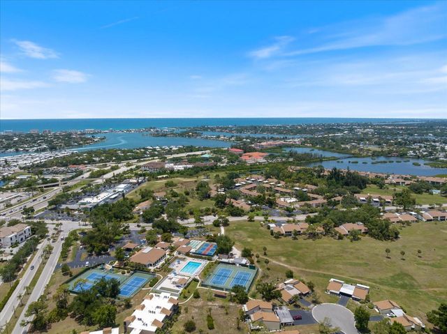 674 BIRD BAY CIRCLE 20, Venice, FL 34285