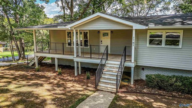 7705 Martha Drive SE, Huntsville, AL 35802