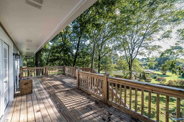 7705 Martha Drive SE, Huntsville, AL 35802