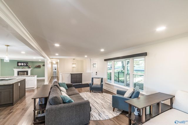 7705 Martha Drive SE, Huntsville, AL 35802