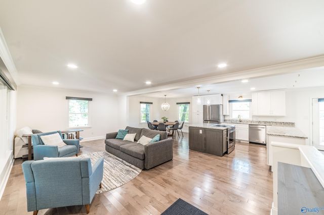 7705 Martha Drive SE, Huntsville, AL 35802