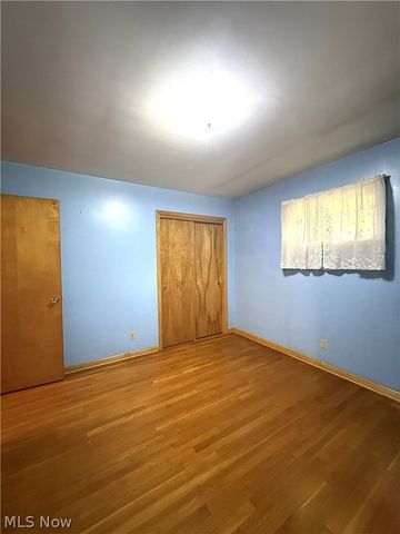 1952 Dodge Drive NW, Warren, OH 44485