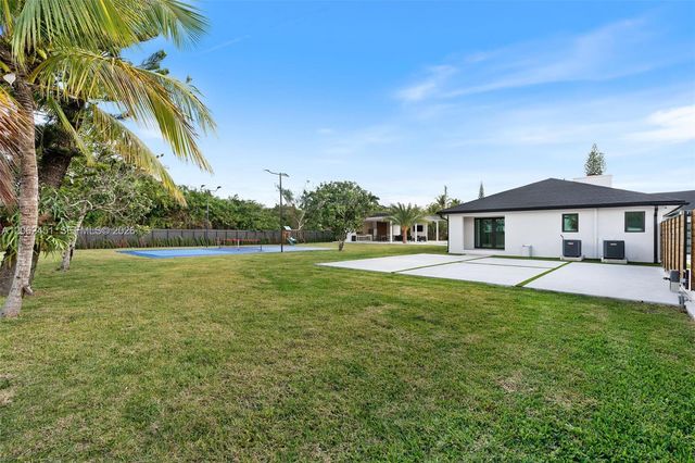 12425 SW 226th St, Miami, FL 33170