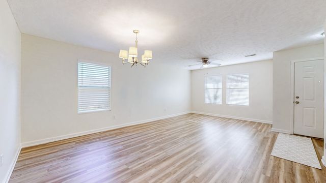 2131 Carlton Ln, Thompsons Station, TN 37179