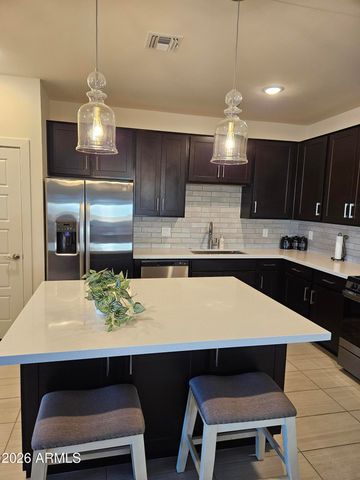 40460 W CHAMBERS Drive, Maricopa, AZ 85138