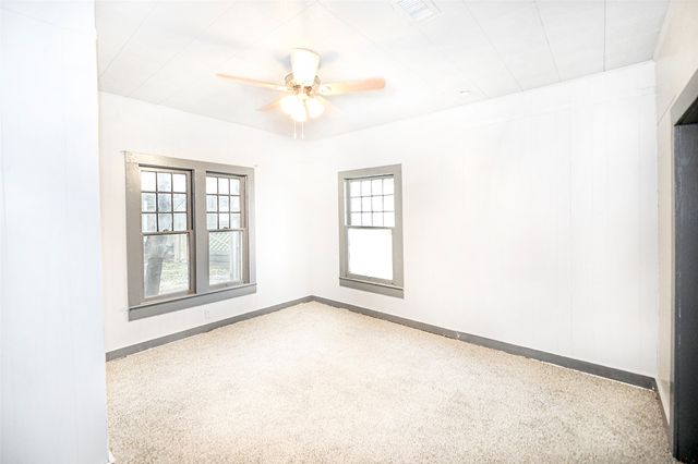 304 Rock Hill Road, Bowie, TX 76230
