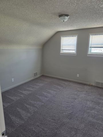 28651 Melvin Street, Roseville, MI 48066