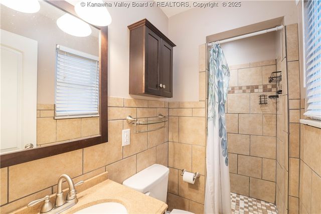 5110 Ridgecross Drive, Cross Lanes, WV 25313