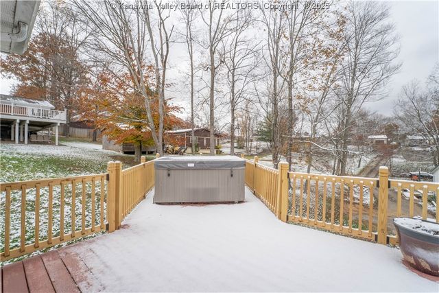 5110 Ridgecross Drive, Cross Lanes, WV 25313