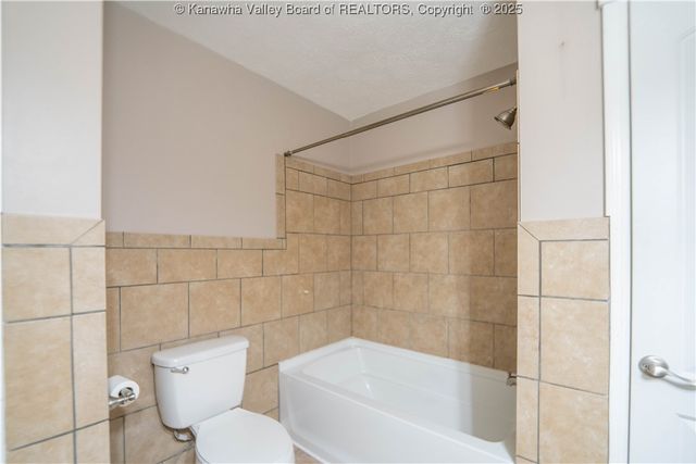 5110 Ridgecross Drive, Cross Lanes, WV 25313