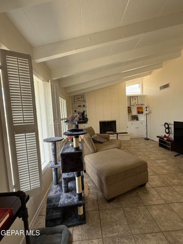 313 Clairemont Road, El Paso, TX 79912