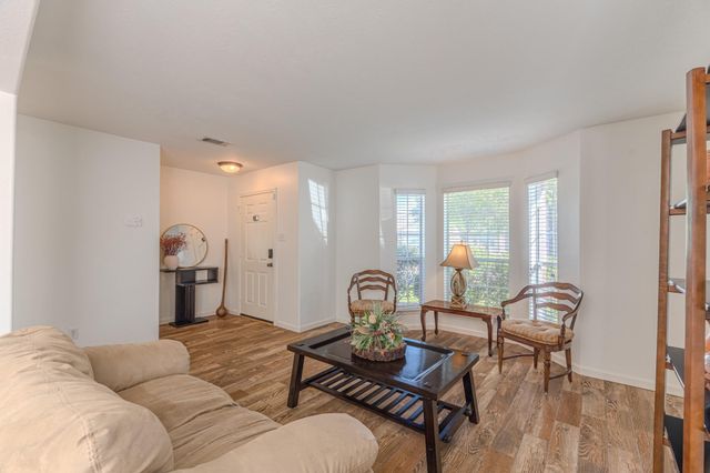 25403 Barmby Drive, Tomball, TX 77375