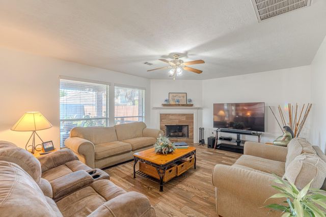 25403 Barmby Drive, Tomball, TX 77375