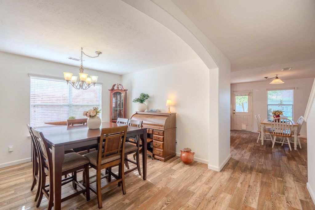 25403 Barmby Drive, Tomball, TX 77375