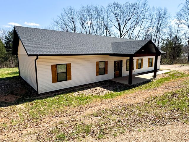 290 Mccord Bend Road, Galena, MO 65656