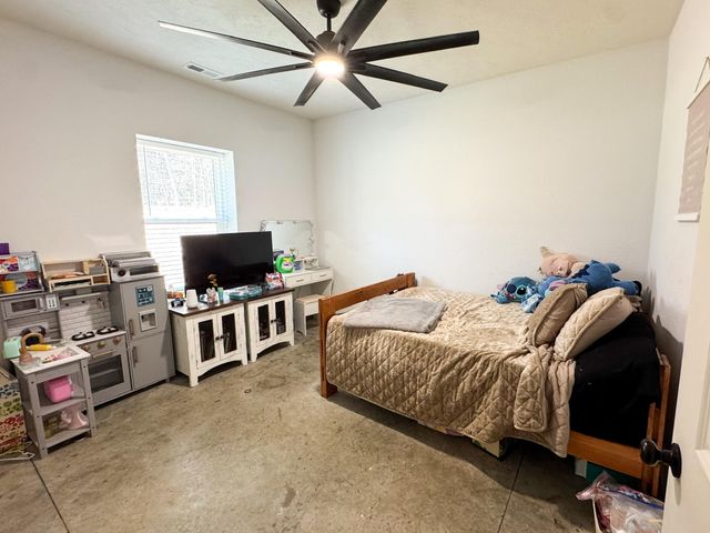 290 Mccord Bend Road, Galena, MO 65656