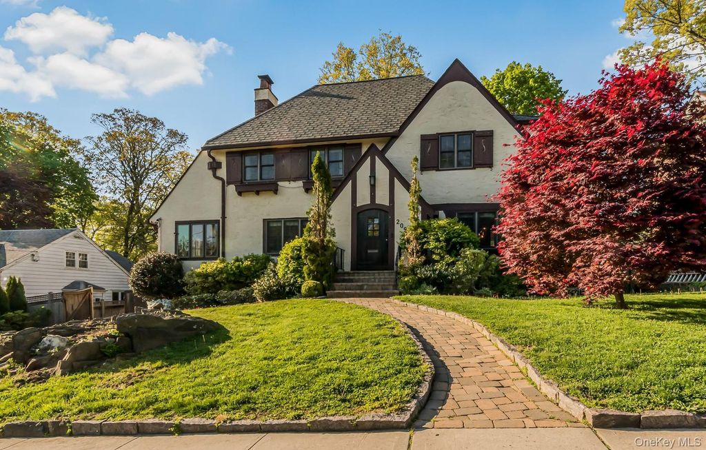 209 Storer Avenue, New Rochelle, NY 10801