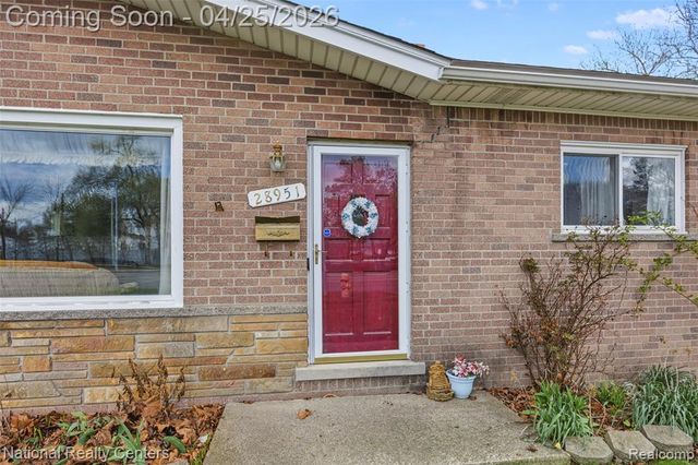 28951 Cherry Hill Road, Inkster, MI 48141