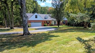 5016 Far Hills Avenue, Kettering, OH 45429