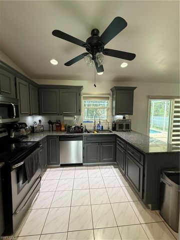 8341 CARDINAL RD, Fort Myers, FL 33967