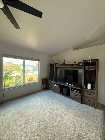 8341 CARDINAL RD, Fort Myers, FL 33967