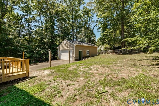 112 Eastman Rd, Richmond, VA 23236