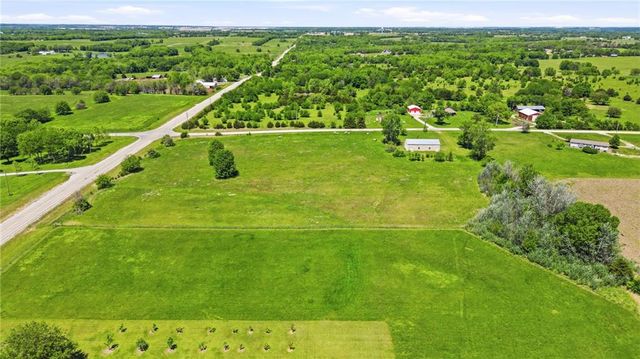 29311 W 231st Street, Spring Hill, KS 66083