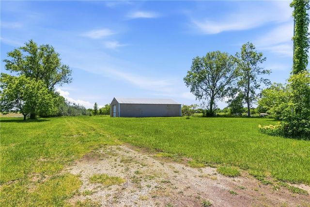 29311 W 231st Street, Spring Hill, KS 66083