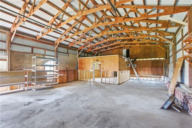 29311 W 231st Street, Spring Hill, KS 66083