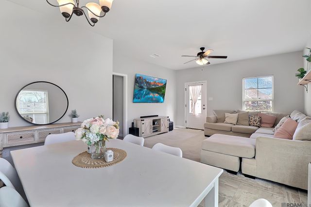 48241 Waltrip Ln, Tickfaw, LA 70466