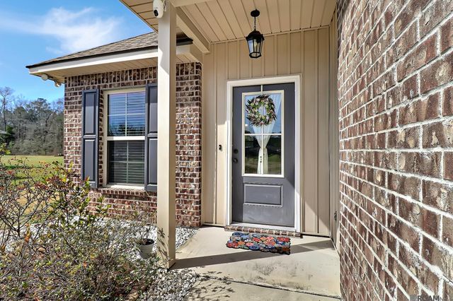 48241 Waltrip Ln, Tickfaw, LA 70466