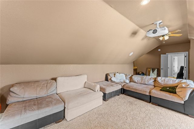 4800 Blaire Mont Road, Bentonville, AR 72713