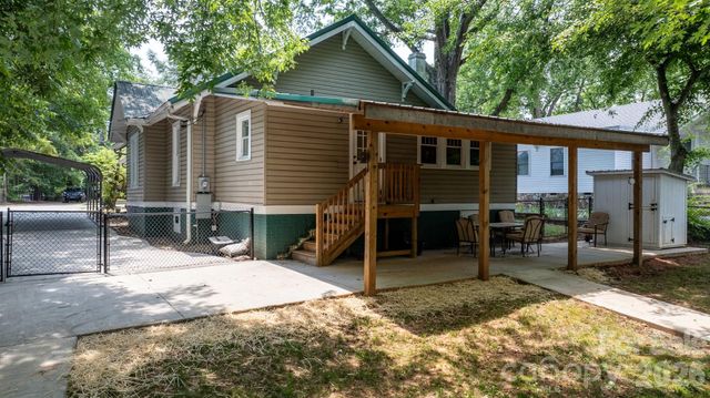3084 W Main Street, Claremont, NC 28610
