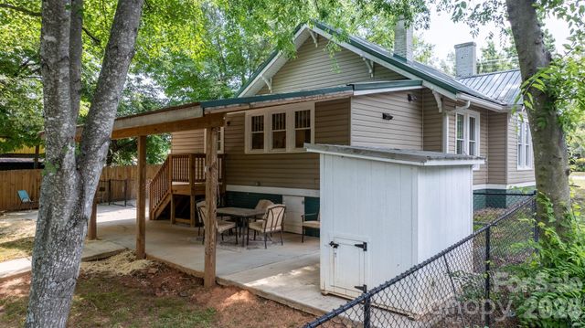 3084 W Main Street, Claremont, NC 28610