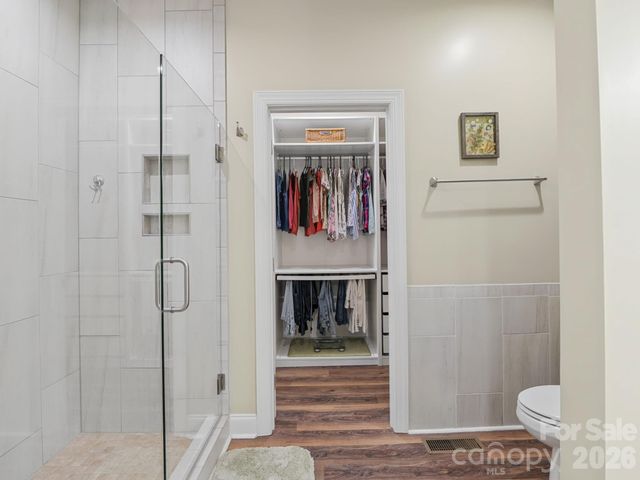 168 Willow Place Circle, Hendersonville, NC 28739