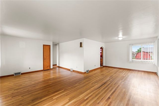 1930 Berkwood Drive, Scott Twp, PA 15243