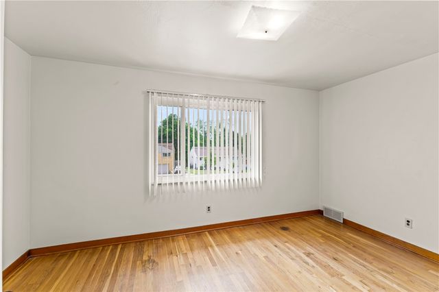 1930 Berkwood Drive, Scott Twp, PA 15243