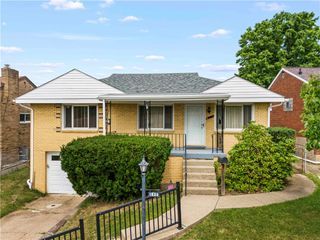 1930 Berkwood Drive, Scott Twp, PA 15243
