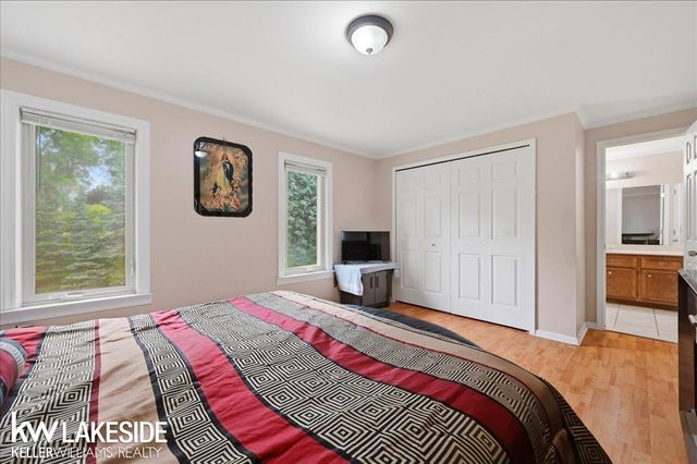 7277 Wellington Place, Washington, MI 48094