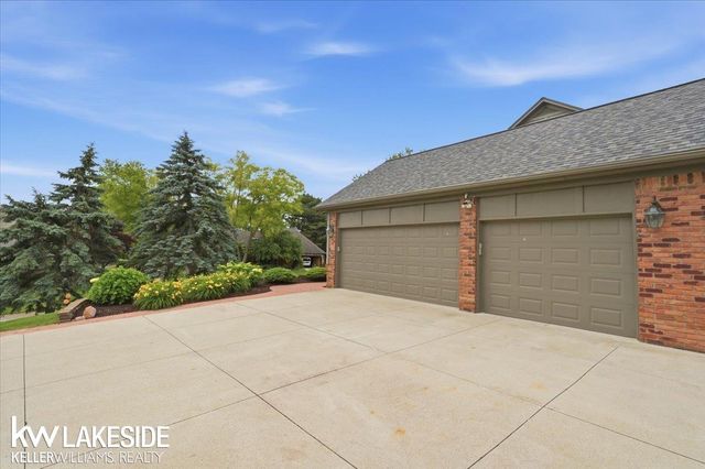 7277 Wellington Place, Washington, MI 48094