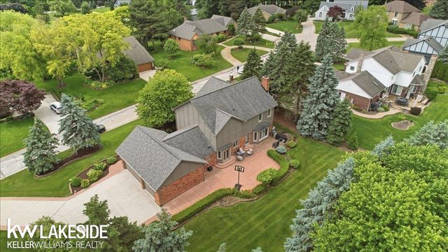 7277 Wellington Place, Washington, MI 48094