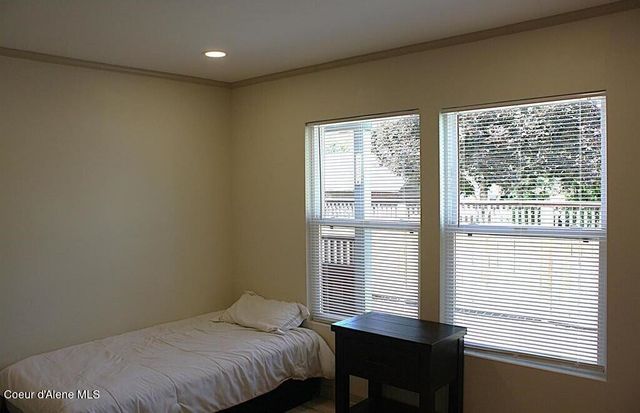 101 Sprague ST, Kootenai, ID 83840