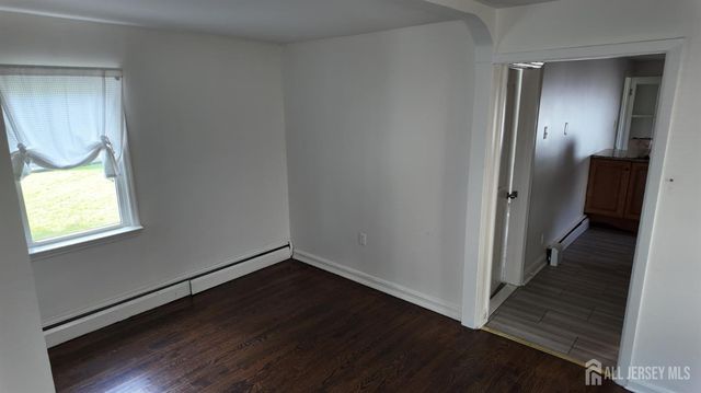 1142 Woodmere Drive, Keyport, NJ 07735