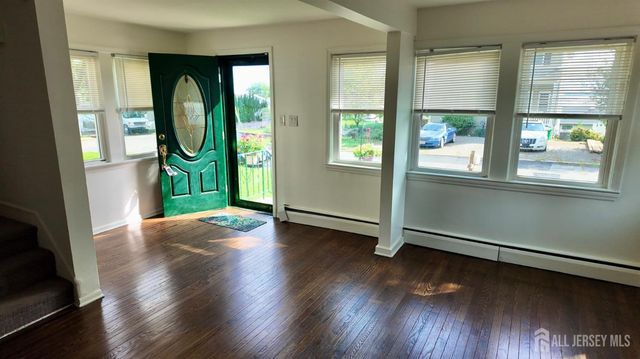 1142 Woodmere Drive, Keyport, NJ 07735